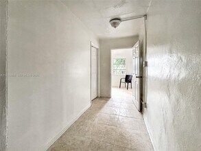 1269 SW 25th Ave in Fort Lauderdale, FL - Building Photo - Building Photo