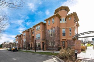 10124 Inverness Main St in Englewood, CO - Building Photo