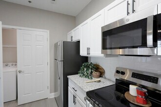 Hill Place in Fayetteville, AR - Building Photo - Building Photo