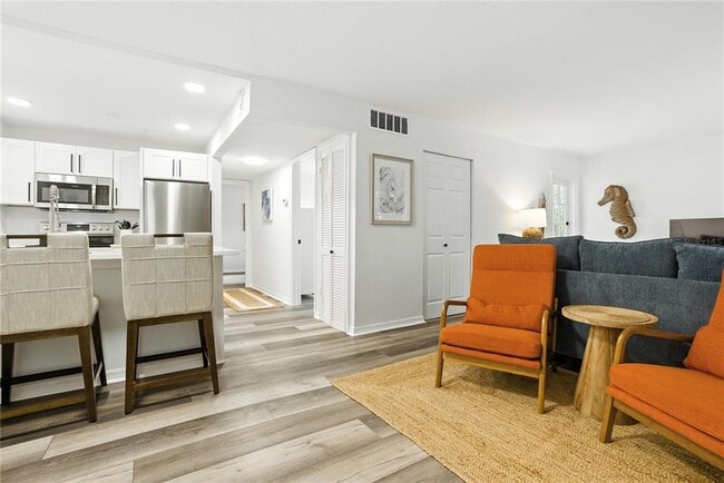 1799 N Highland Ave in Clearwater, FL - Foto de edificio - Building Photo