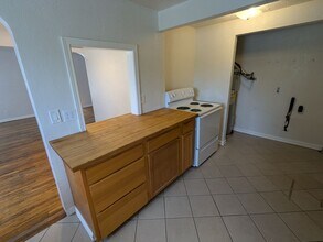 285 Kenwood Ave NE in Salem, OR - Building Photo - Building Photo