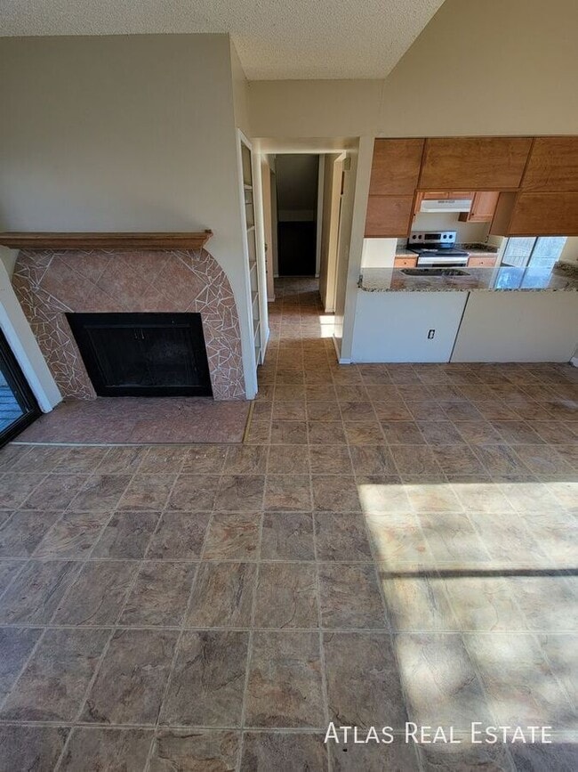 406 Columbia Rd in Colorado Springs, CO - Building Photo - Building Photo