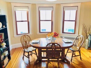 26 Marshall St, Unit 1 in Medford, MA - Building Photo - Building Photo