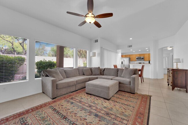 821 Titan Peak Pl in Las Vegas, NV - Building Photo - Building Photo