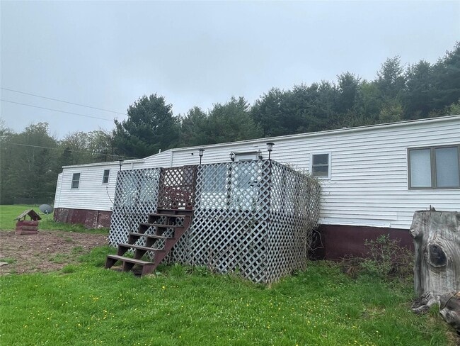 1198 Dahlia Rd in Livingston Manor, NY - Building Photo - Building Photo