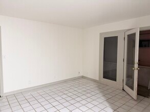 140 San Nicholas Ave, Unit Downstairs ADU in Oxnard, CA - Foto de edificio - Building Photo