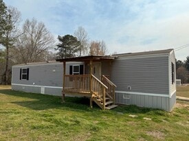 1398 Co Rd 8 in Heflin, AL - Building Photo