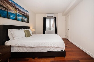 3024 Rue Sainte-Émilie in Montréal, QC - Building Photo - Building Photo