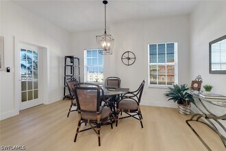 451 Bayfront Pl in Naples, FL - Building Photo - Building Photo