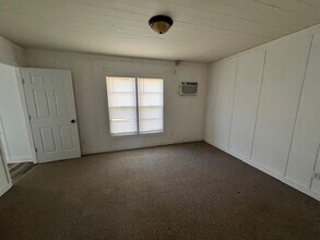 201 7th Ave NE in Jacksonville, AL - Building Photo - Building Photo