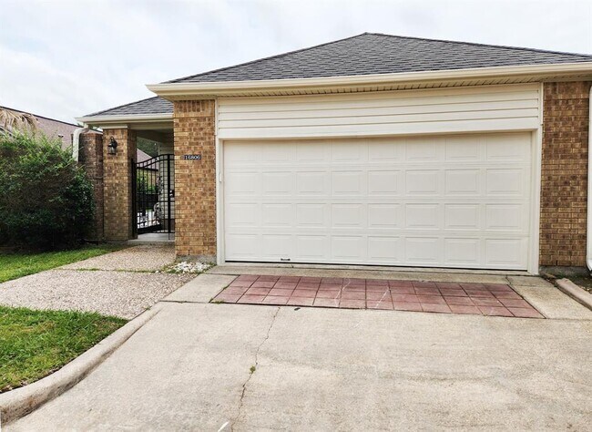 16806 Fallen Leaf Way photo'