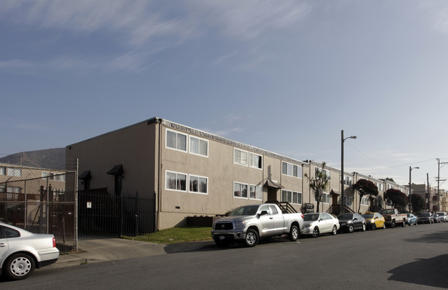 51 Chester St in Daly City, CA - Building Photo - Building Photo