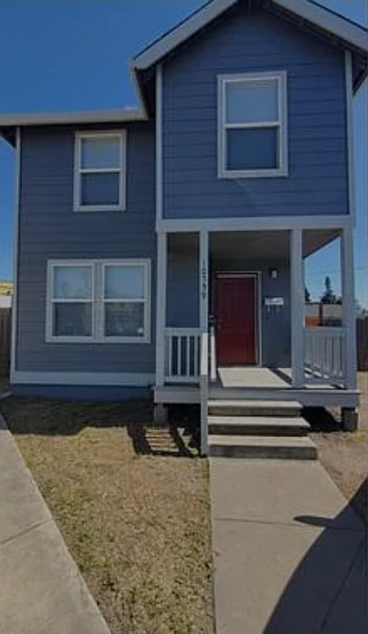 property at 10559 East Ct