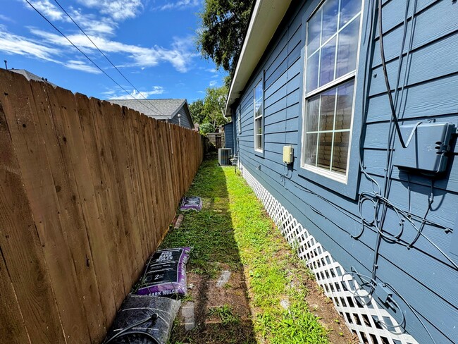 property at 507 N 78th St