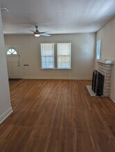5317 Aurora Dr-Unit -Aurora A in Austin, TX - Building Photo - Building Photo