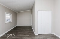 357 Broadmoor Dr photo'