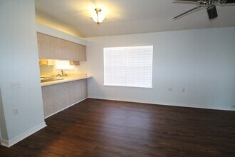 1128 Sweetbriar St in Cantonment, FL - Building Photo - Building Photo
