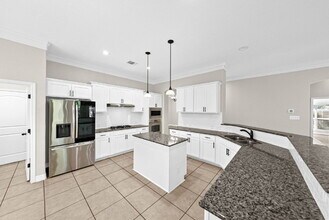 2510 Verona Park in San Antonio, TX - Foto de edificio - Building Photo