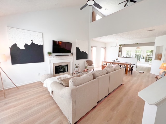 1044 Rambling Brook Rd in Nashville, TN - Foto de edificio - Building Photo