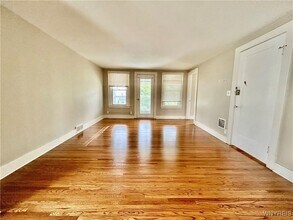 59 Knox Ave in Buffalo, NY - Building Photo - Building Photo