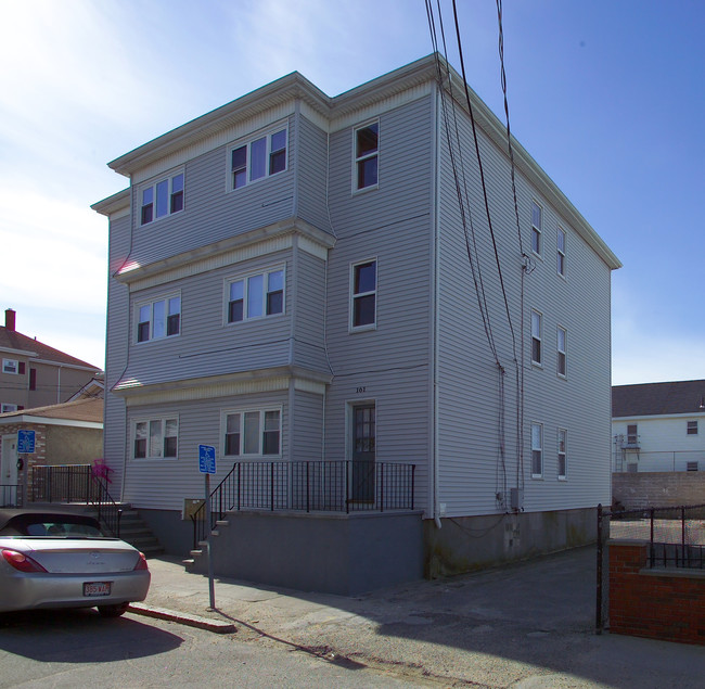 161 Mulberry St in Fall River, MA - Building Photo - Building Photo