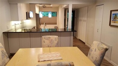 1508 Pelican Cove Rd, Unit GR232 in Sarasota, FL - Building Photo - Building Photo