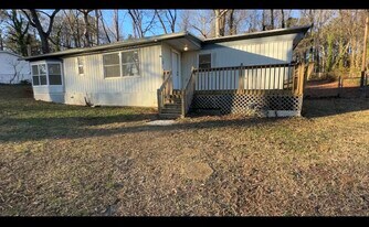 1416 Oak Ln in Acworth, GA - Building Photo