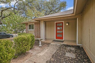 3706 Harpers Ferry Ln in Austin, TX - Building Photo - Building Photo