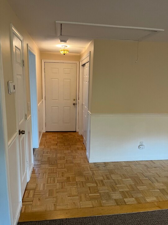 80 Greenwood Ct, Unit 80 Greenwood Apartment in Manchester, NH - Building Photo