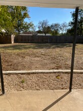 1004 Main St in Sulphur Springs, TX - Foto de edificio - Building Photo