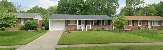 7357 Naples Dr in Hazelwood, MO - Building Photo - Building Photo