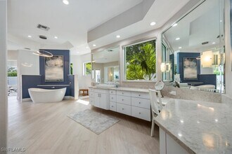 5000 Groveland Terrace in Naples, FL - Building Photo - Building Photo