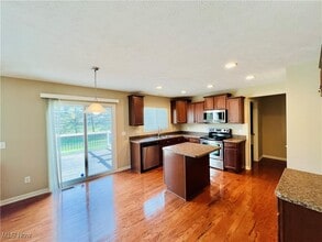 4112 Keswick Dr in Brunswick, OH - Building Photo - Building Photo