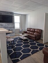 1401 Bluff St in Peru, IL - Building Photo - Building Photo