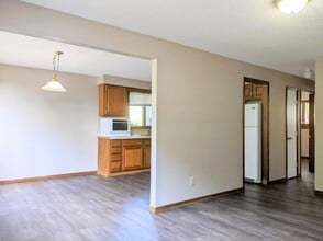 1755 Colette Dr in North Mankato, MN - Building Photo - Building Photo