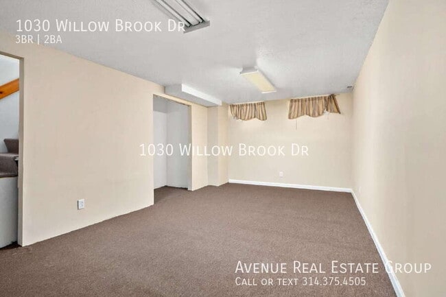 property at 1030 Willow Brook Dr