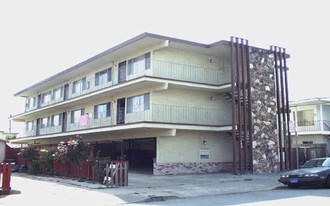 142 Santa Lucia Ave Apartments