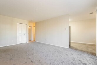 25 Kings Ct in Hatboro, PA - Building Photo - Building Photo