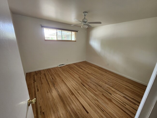 5567 Newland Way in Arvada, CO - Building Photo - Building Photo