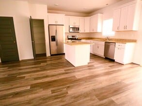 4520 Josephine Ln in Chester, VA - Building Photo - Building Photo