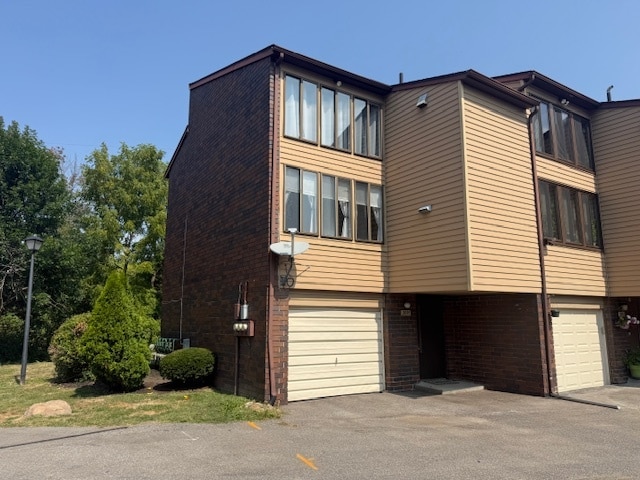 property at 2091 Penguin Ave