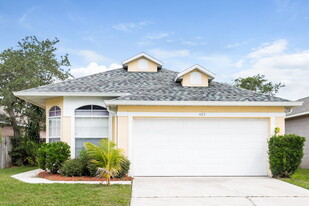 467 Briar Bay Cir in Orlando, FL - Building Photo