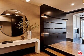 1155 S Grand Ave in Los Angeles, CA - Building Photo - Building Photo