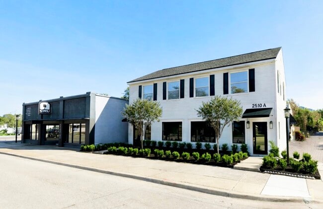 property at 2510 S MacDill Ave