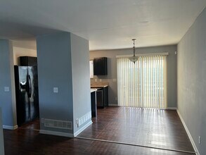 6960 N 89th St in Omaha, NE - Building Photo - Building Photo