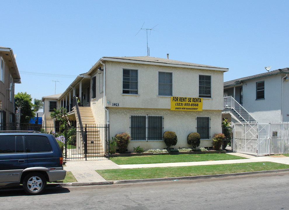 1923 Pine Ave in Long Beach, CA - Building Photo