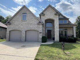 2606 Stratford Chase Cir in Columbia, MO - Building Photo