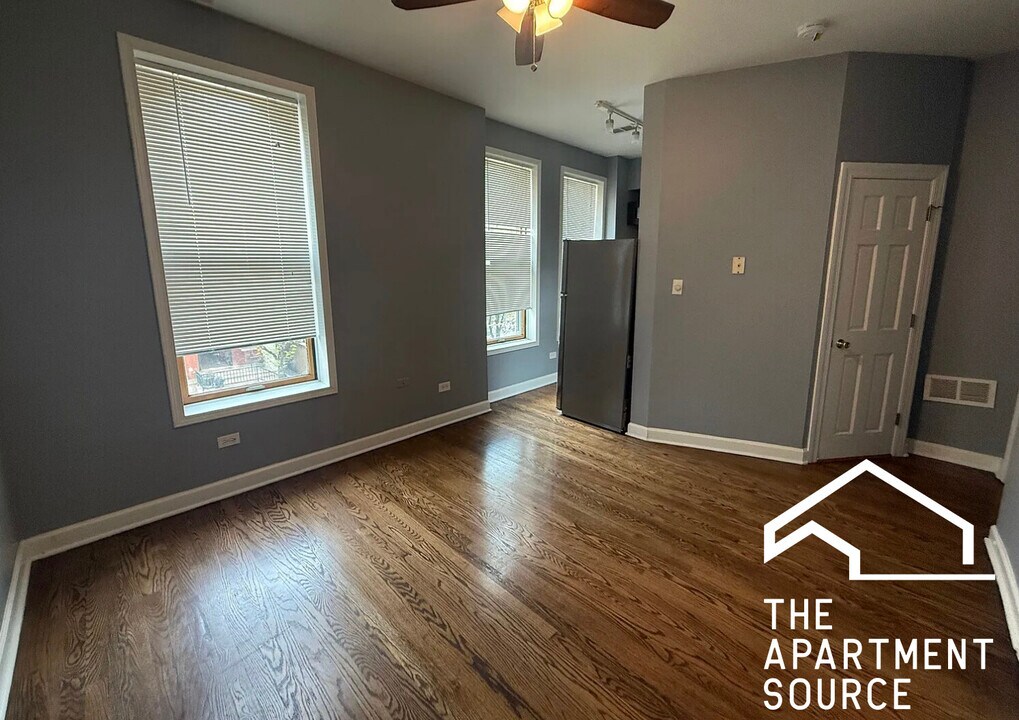 533 W Wrightwood Ave in Chicago, IL - Building Photo