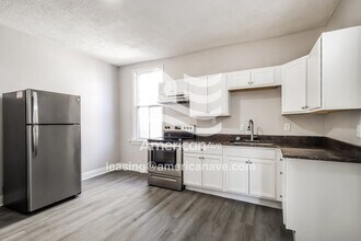 6104 Chestnut St in Cincinnati, OH - Building Photo - Building Photo