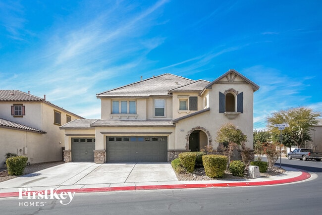 property at 5929 N Big Horn View St